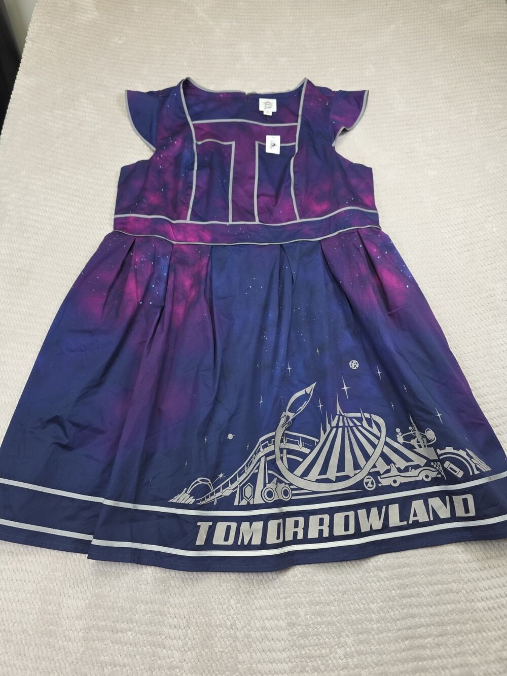 Walt Disney World Dress Womens 1X The Dress Shop Tomorrowland Space Mountain